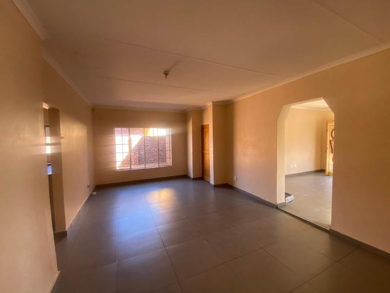 To Let 4 Bedroom Property for Rent in Kathu Northern Cape